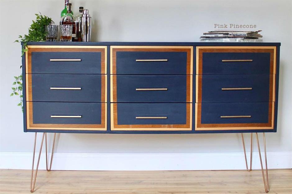 odrestaurowany stary mebel
