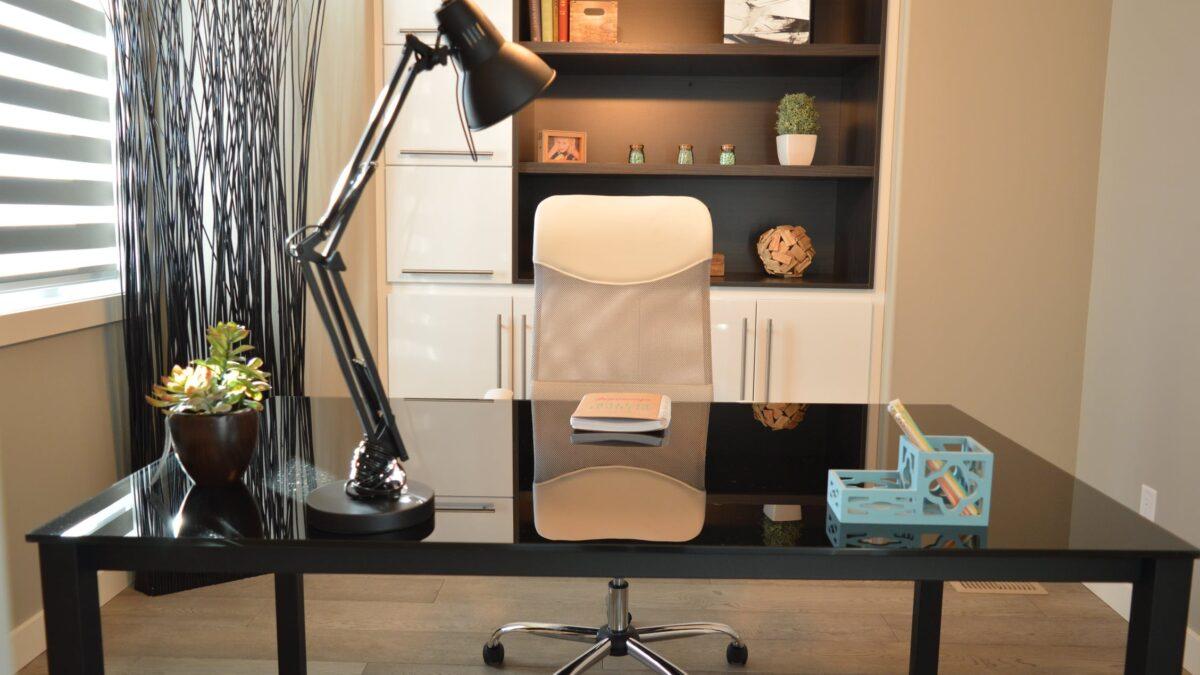 Kupowanie krzesła biurowego – jak wybrać właściwe?