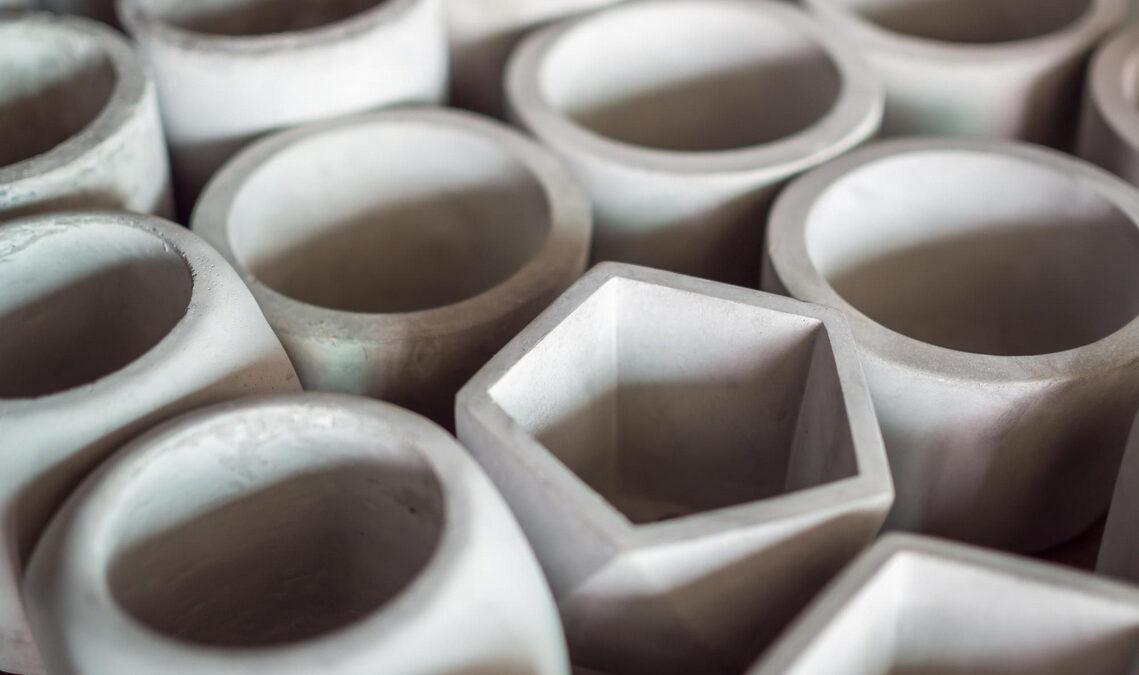 Z czego powstają kształtki ceramiczne? Jakie właściwości i zastosowania posiadają?